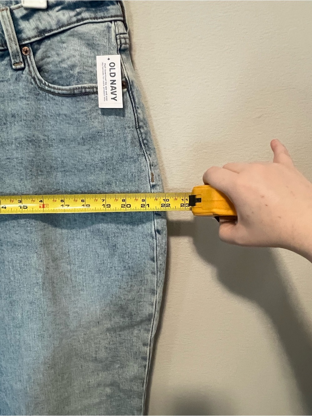 Old Navy Curvy OG Loose High-Rise Women’s Jeans - Picture 9 of 11